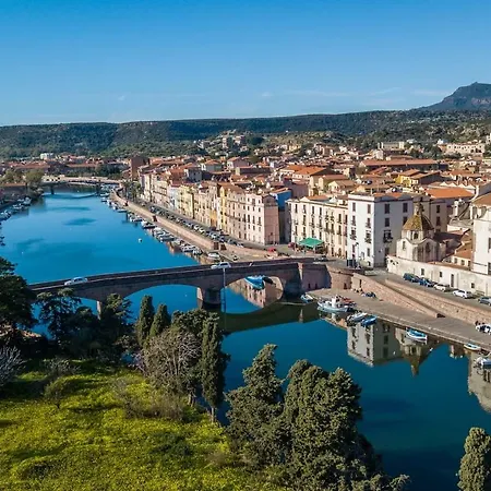 Apartmán Penthouse On The River Bosa